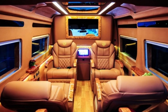 Những lý do bạn nên sử dụng dịch vụ Limousine Bình Minh